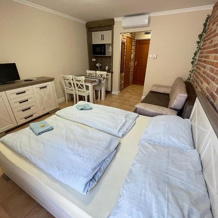 Dalma Apartment ยูลา ภายนอก รูปภาพ