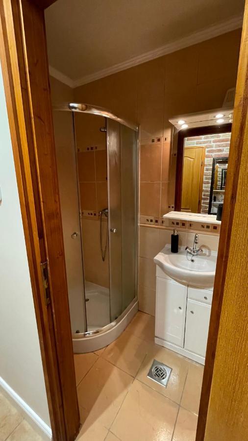 Dalma Apartment ยูลา ภายนอก รูปภาพ