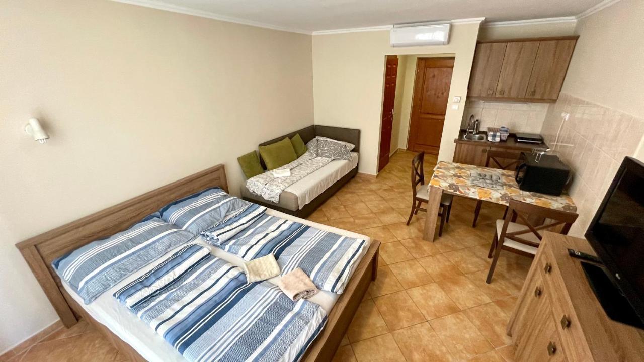 Dalma Apartment ยูลา ภายนอก รูปภาพ